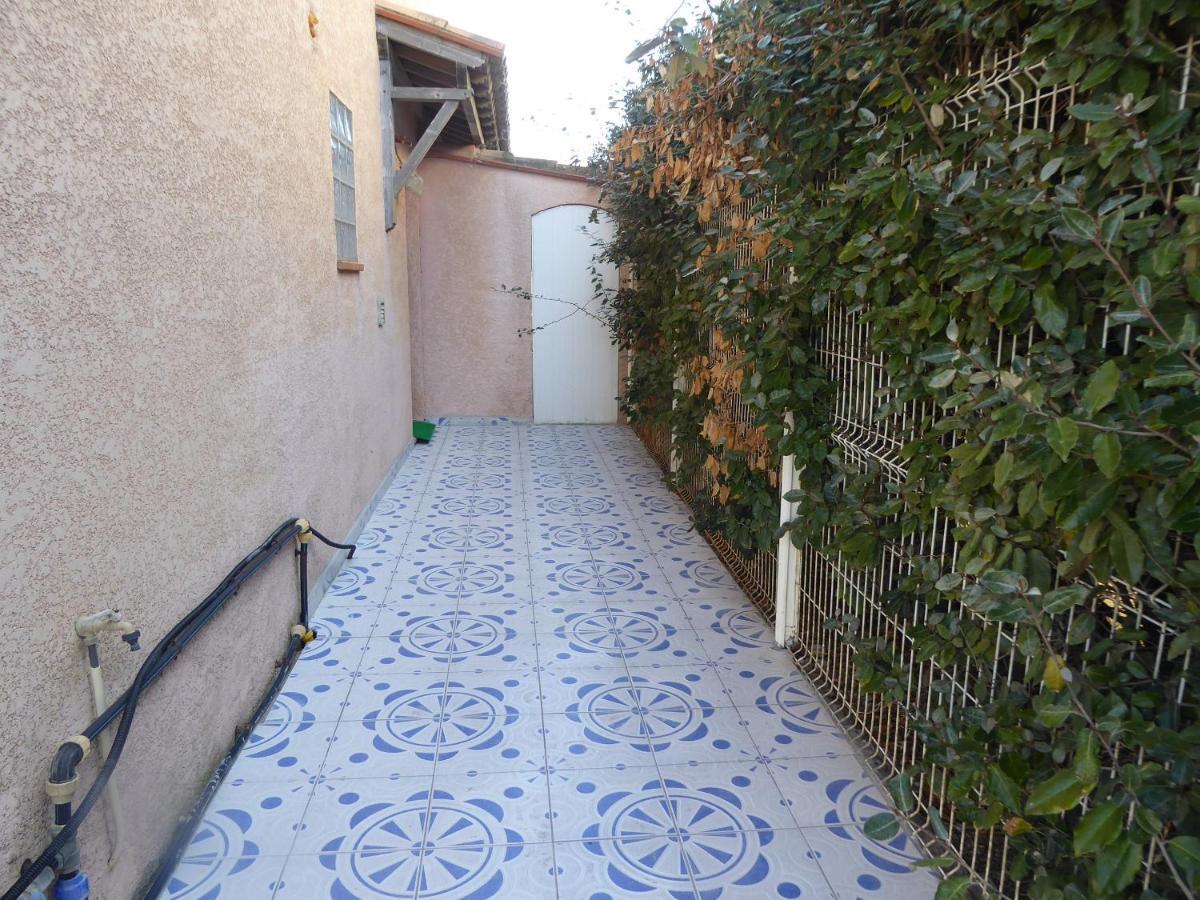 Les 2 Dauphins Apartment Le Barcares Exterior photo